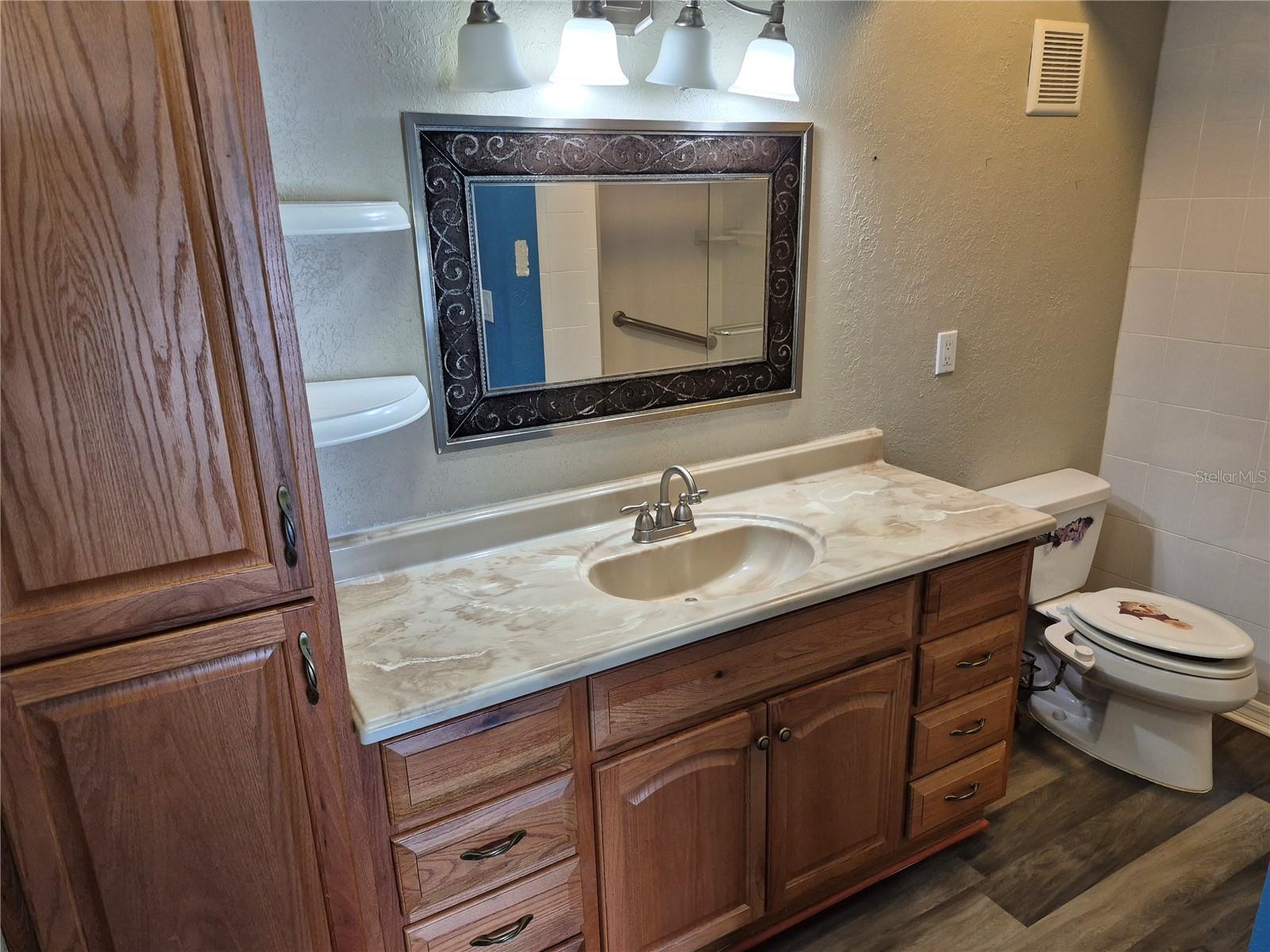 4939 FLORAMAR TER #203, NEW PORT RICHEY, FL, 34652