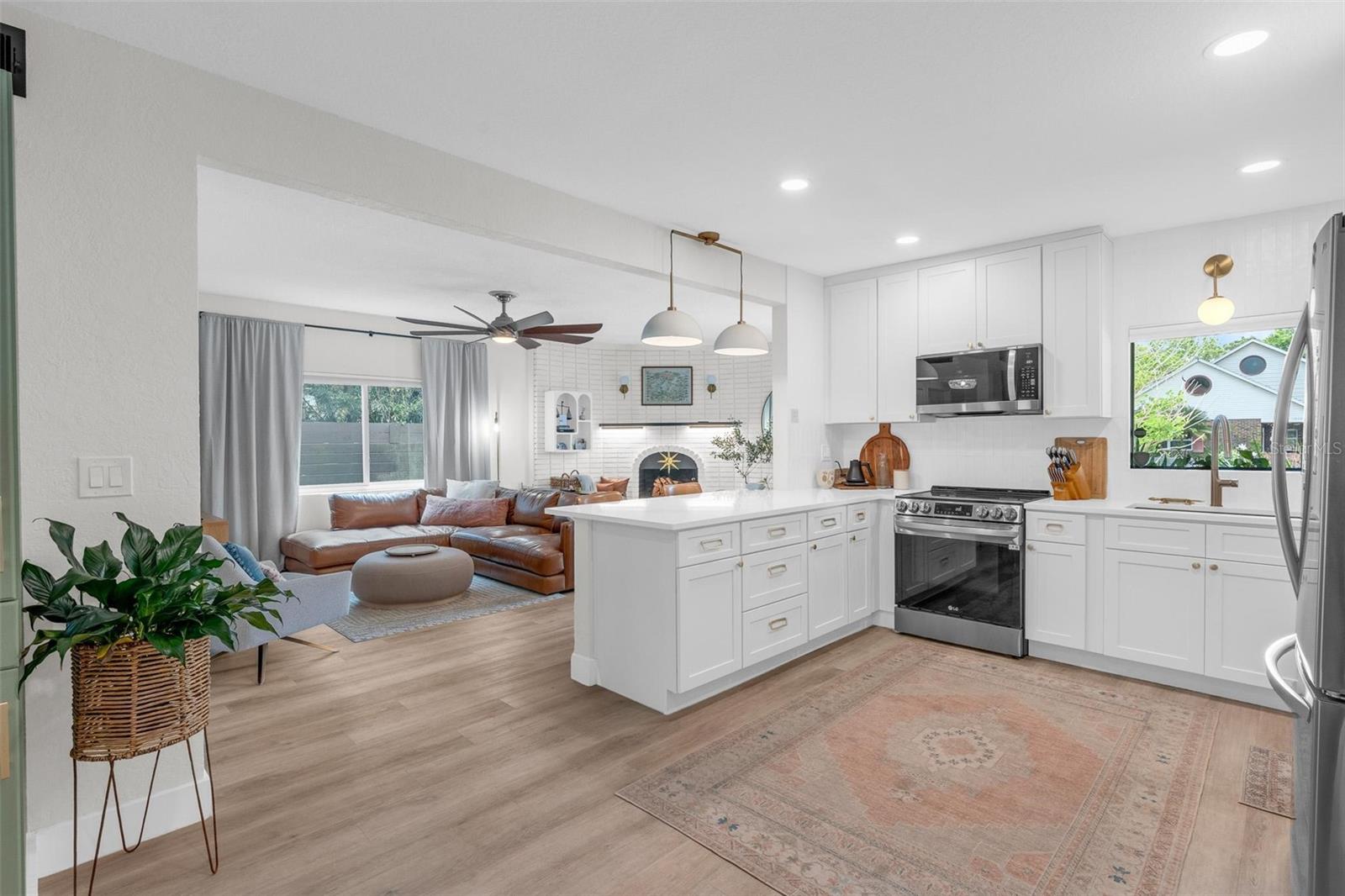 1929 ESSEX PL, ORLANDO, FL, 32806