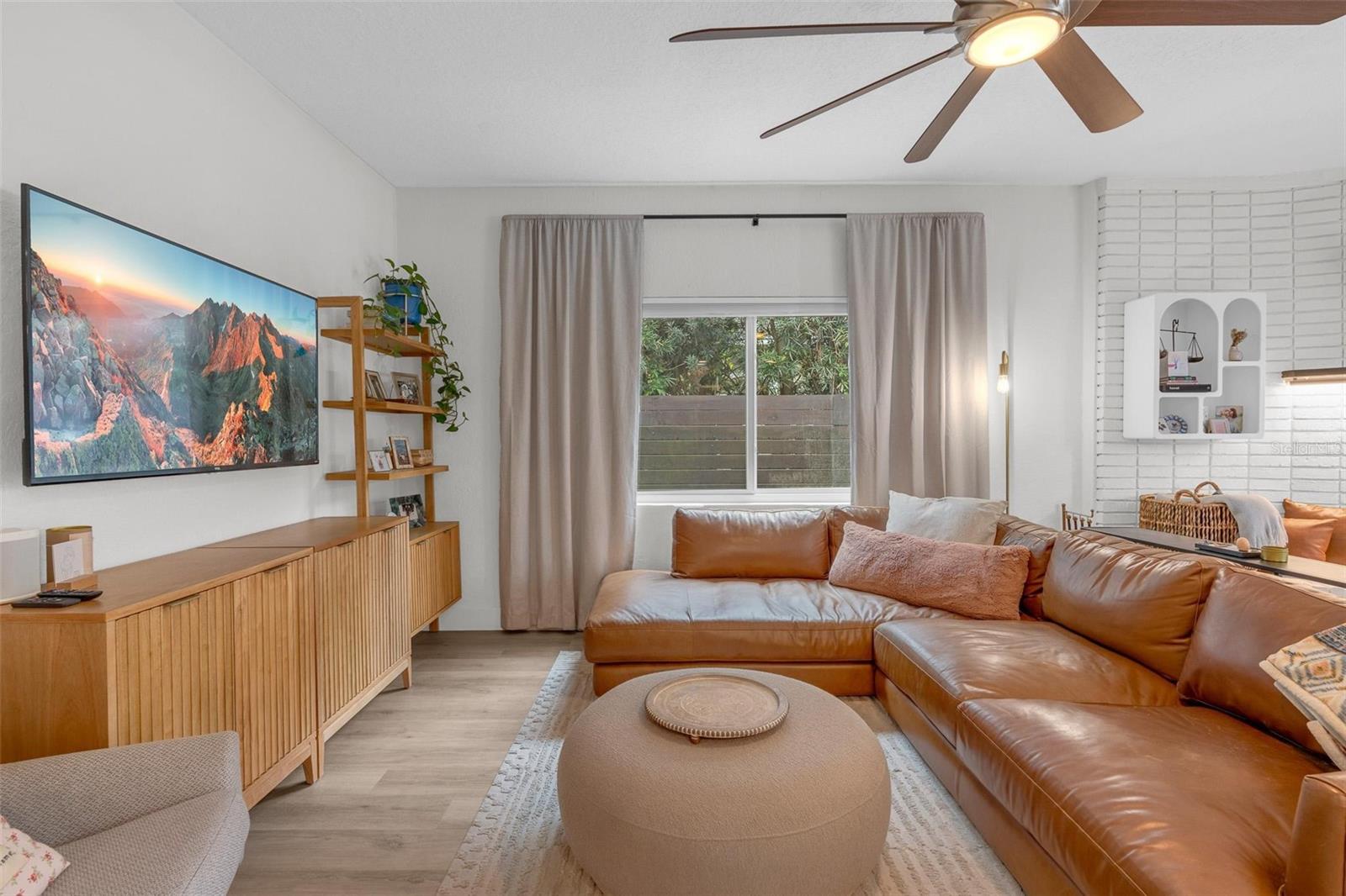 1929 ESSEX PL, ORLANDO, FL, 32806