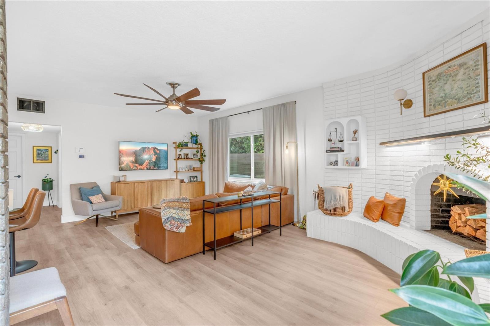 1929 ESSEX PL, ORLANDO, FL, 32806