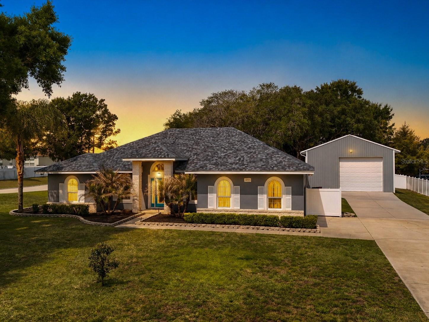 1095 W LAKE HAMILTON DR, WINTER HAVEN, FL, 33881