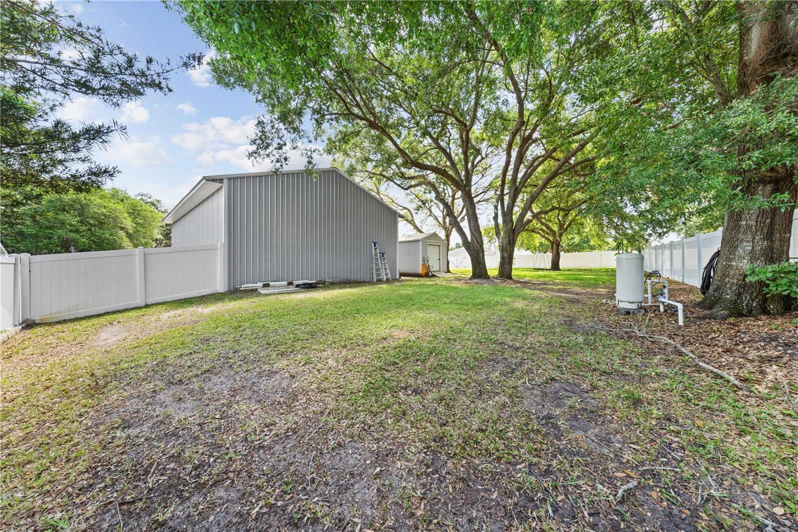 1095 W LAKE HAMILTON DR, WINTER HAVEN, FL, 33881