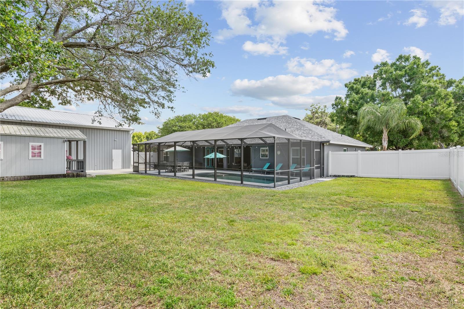 1095 W LAKE HAMILTON DR, WINTER HAVEN, FL, 33881