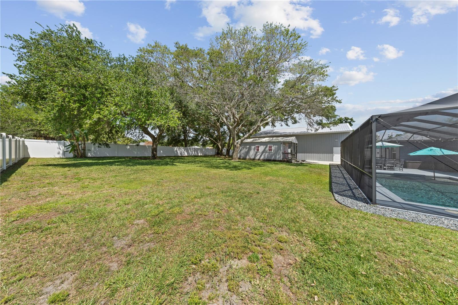 1095 W LAKE HAMILTON DR, WINTER HAVEN, FL, 33881