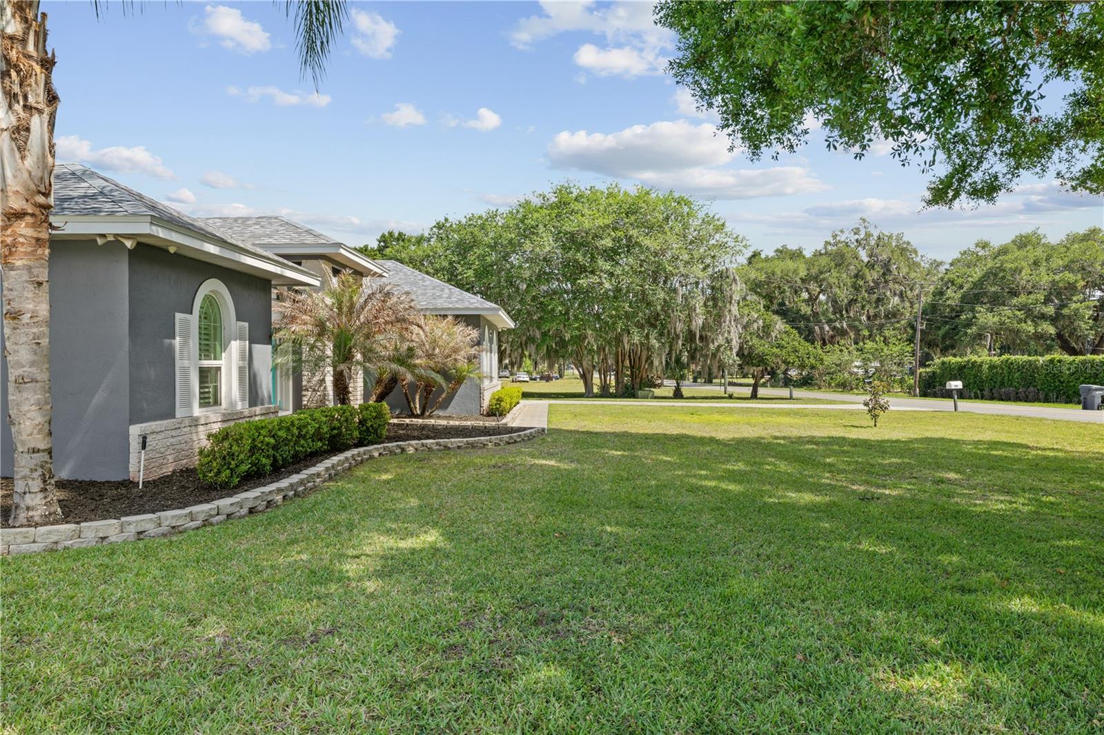 1095 W LAKE HAMILTON DR, WINTER HAVEN, FL, 33881