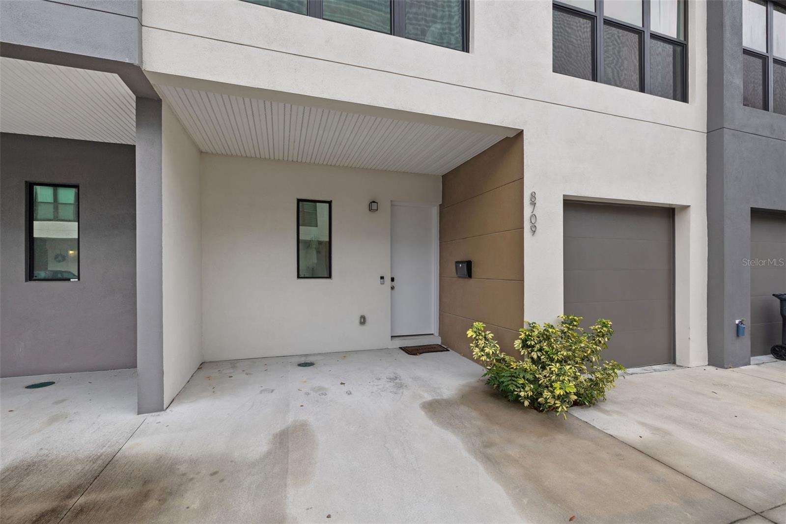 8709 PALM RANCHES PL, TAMPA, FL, 33614