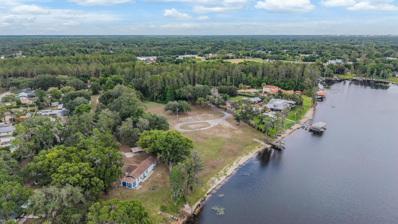 215 LAKE BRANT DR, LUTZ, FL, 33548