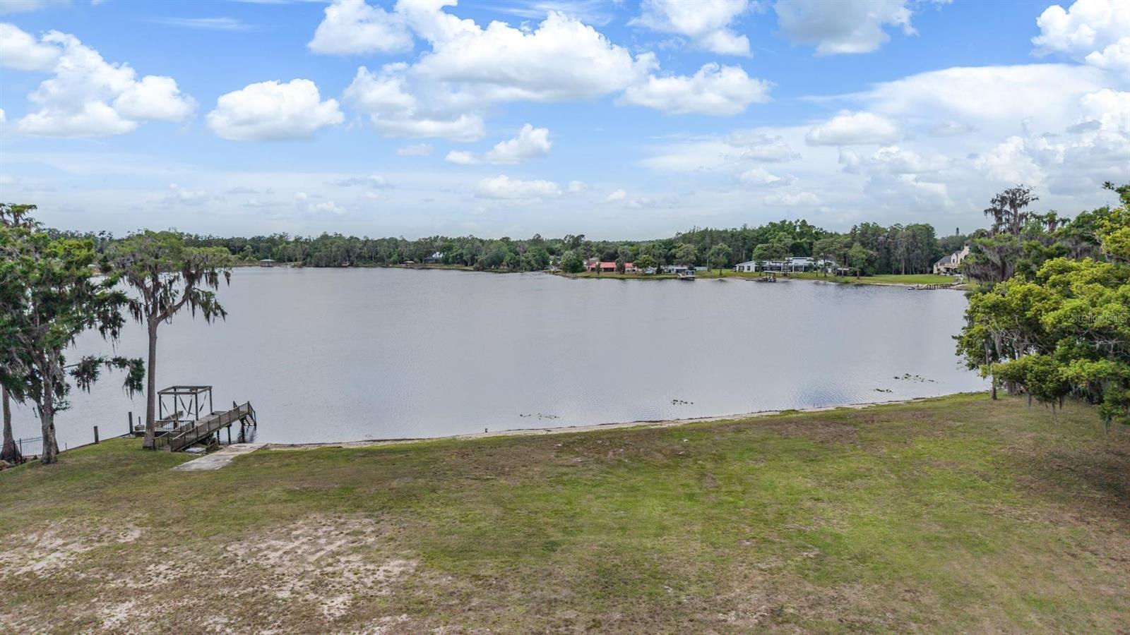 215 LAKE BRANT DR, LUTZ, FL, 33548