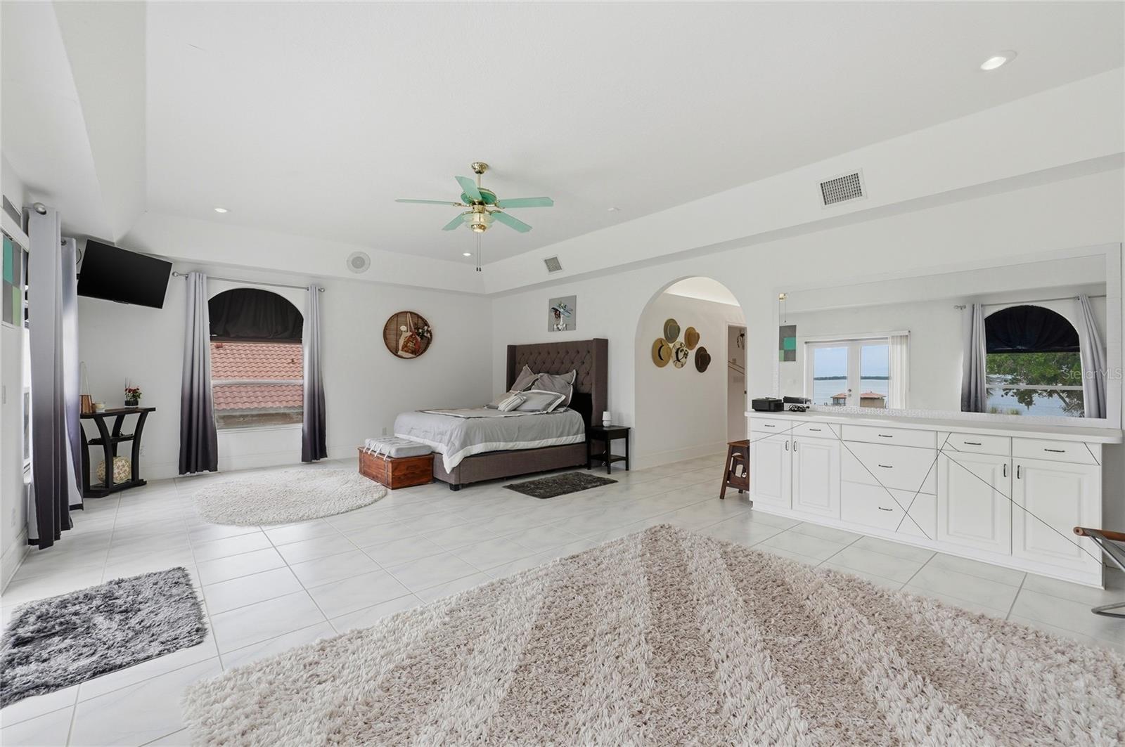 1280 W LAKE HAMILTON DR, WINTER HAVEN, FL, 33881