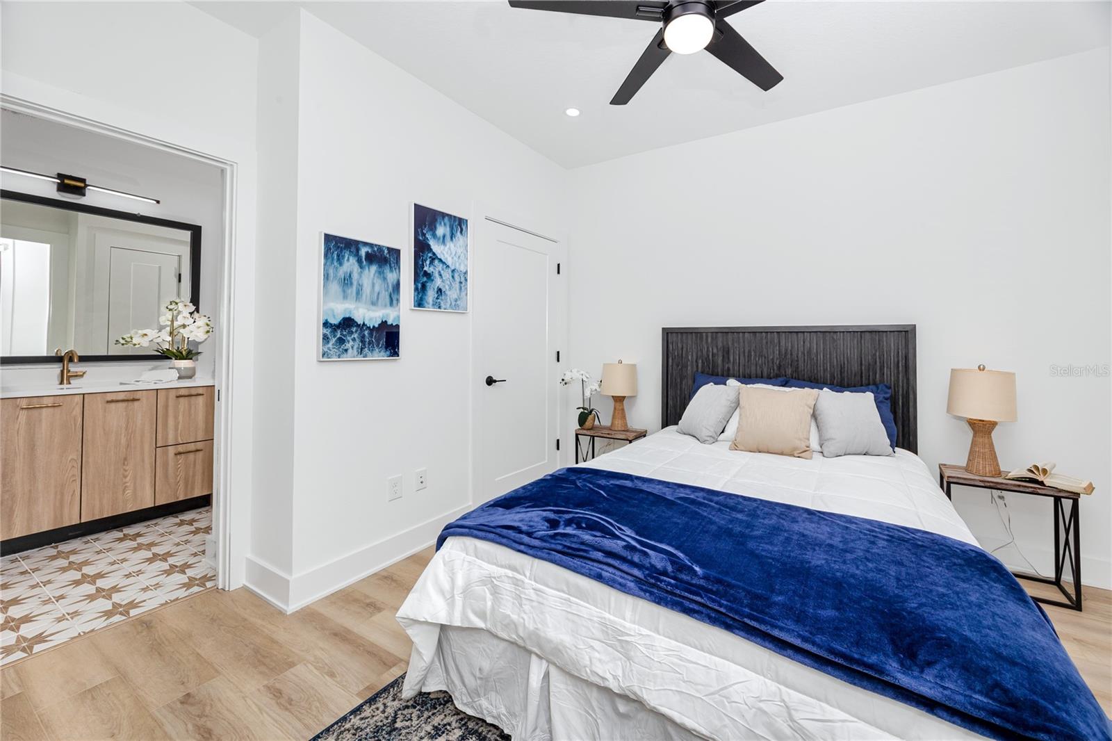 1308 E COLUMBUS DR #2, TAMPA, FL, 33605