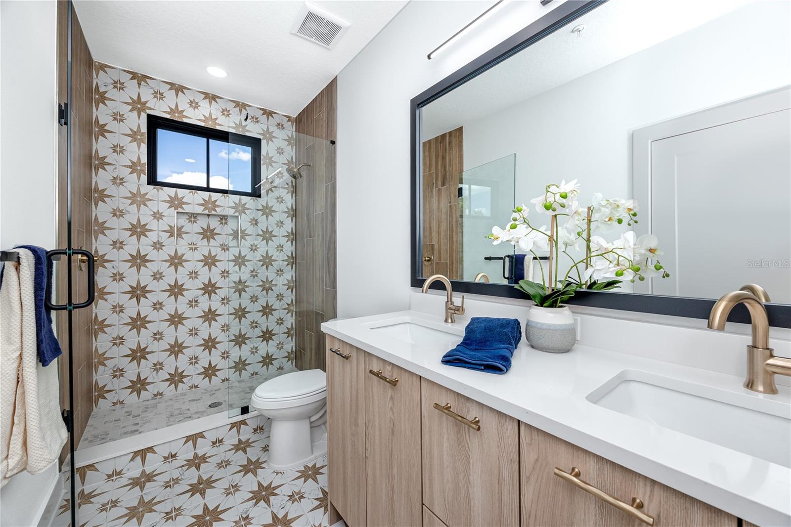 1308 E COLUMBUS DR #2, TAMPA, FL, 33605