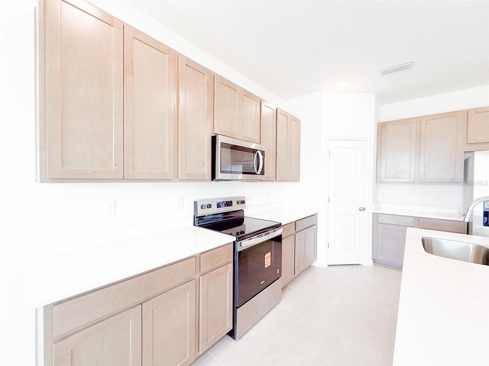 2023 FIRETHORN LOOP, HAINES CITY, FL, 33844