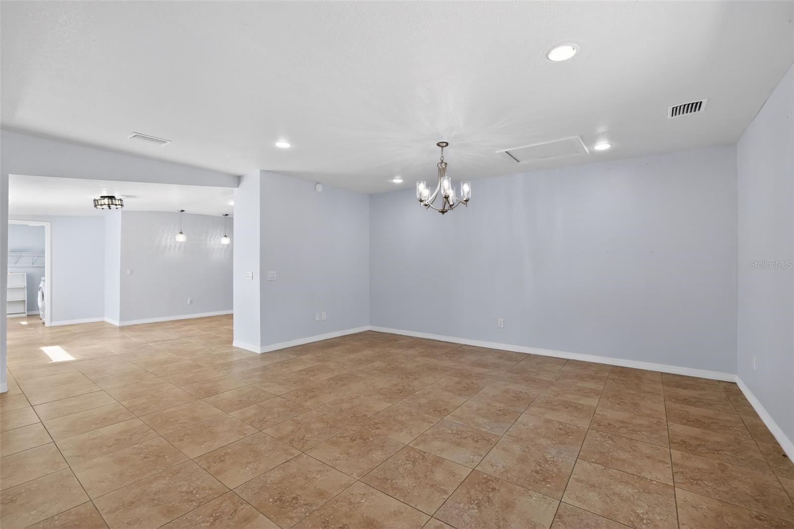 3240 APFEL RD, WESLEY CHAPEL, FL, 33543