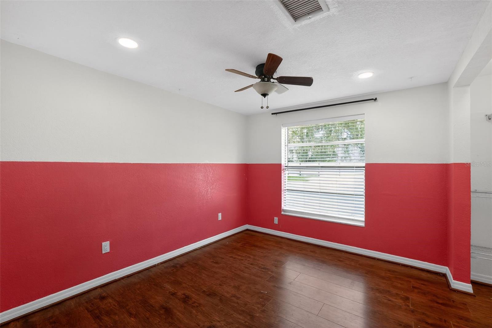 3240 APFEL RD, WESLEY CHAPEL, FL, 33543