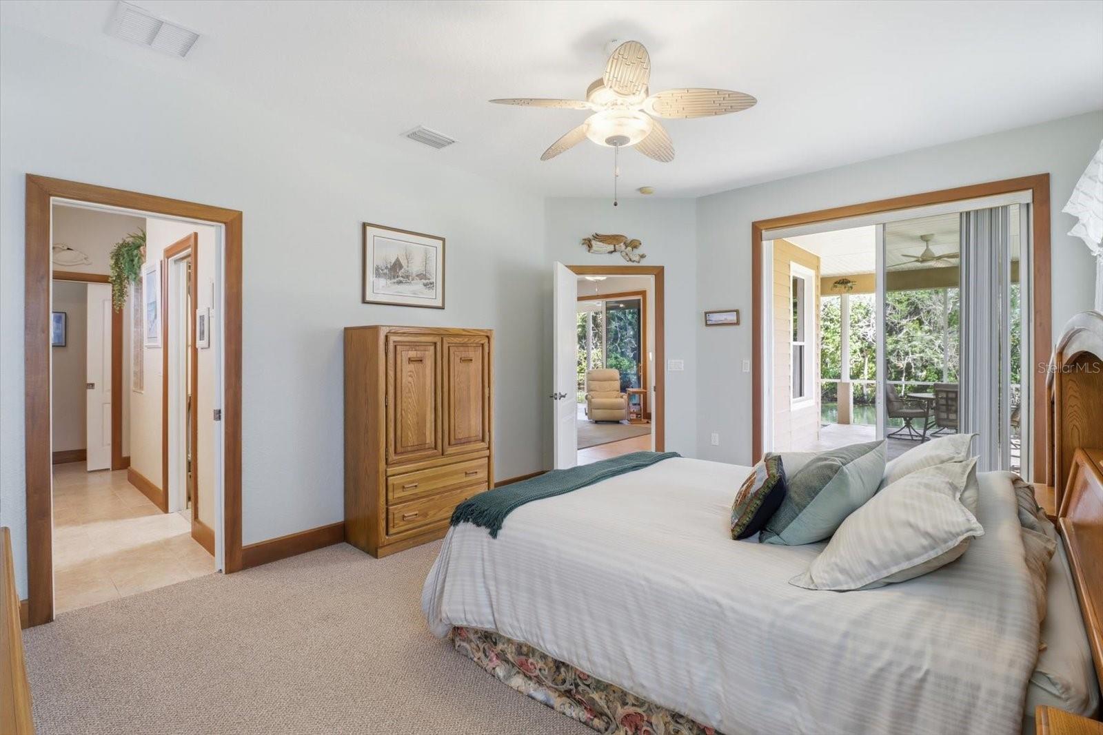 939 SE 3RD AVE, CRYSTAL RIVER, FL, 34429