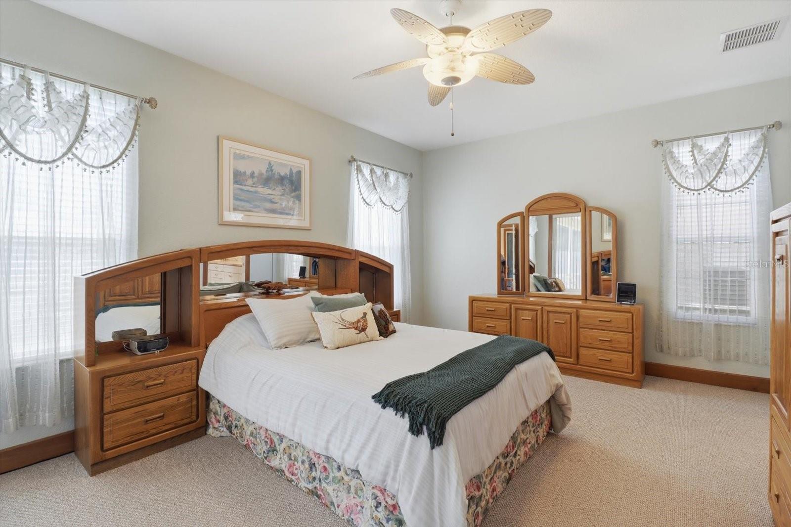 939 SE 3RD AVE, CRYSTAL RIVER, FL, 34429