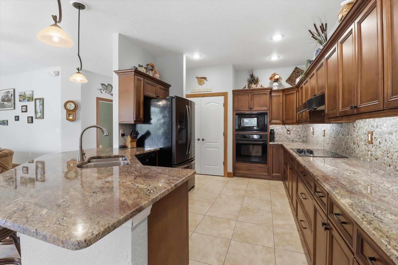 939 SE 3RD AVE, CRYSTAL RIVER, FL, 34429