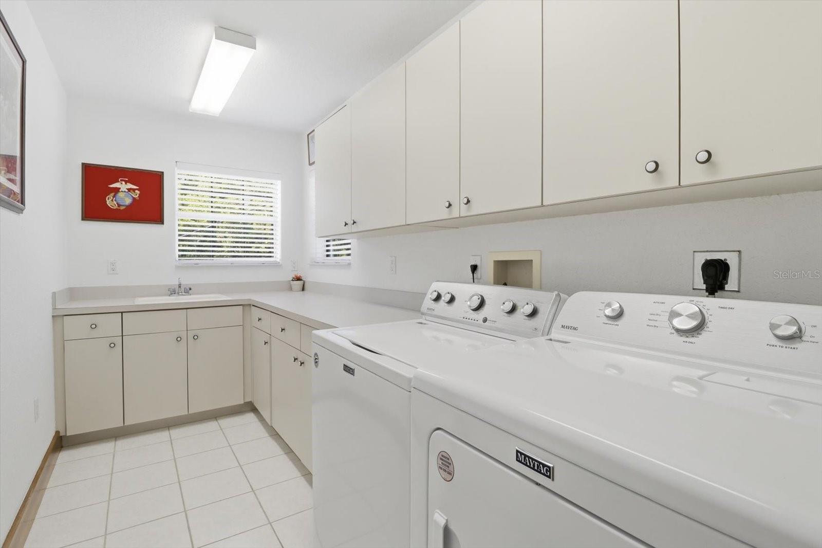 939 SE 3RD AVE, CRYSTAL RIVER, FL, 34429
