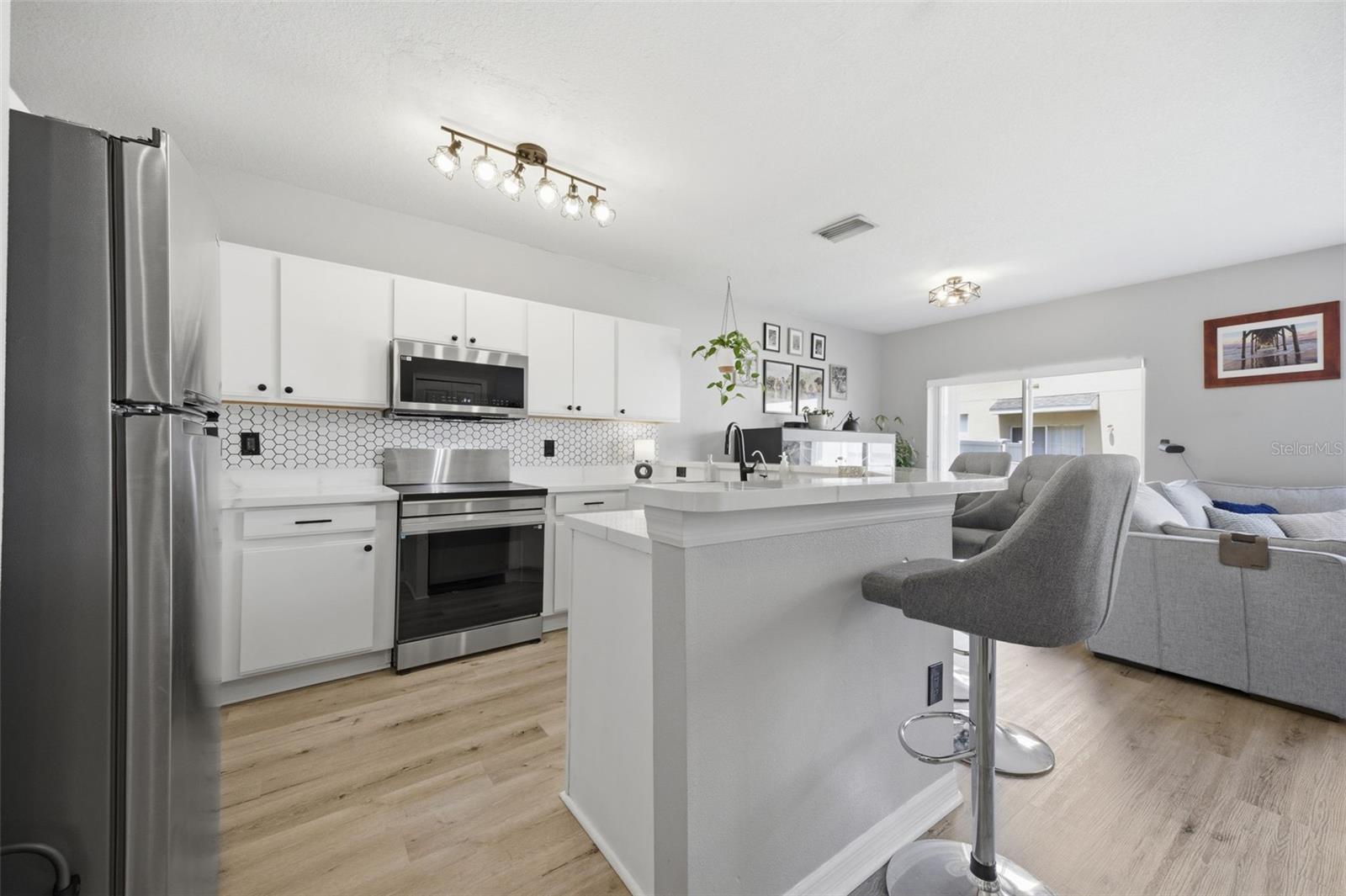 9769 CARLSDALE DR, RIVERVIEW, FL, 33578