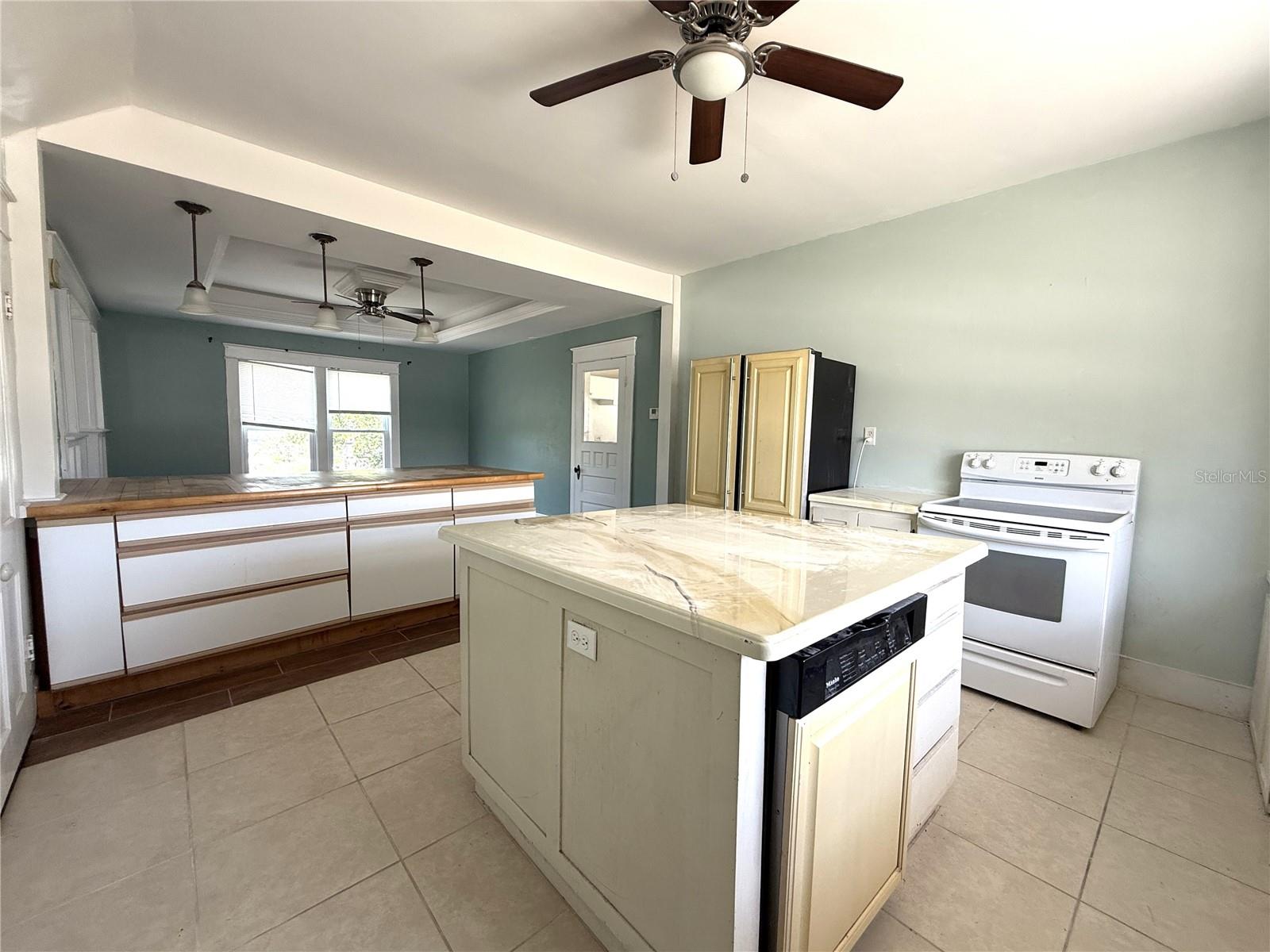 214 W WHIDDEN ST, ARCADIA, FL, 34266
