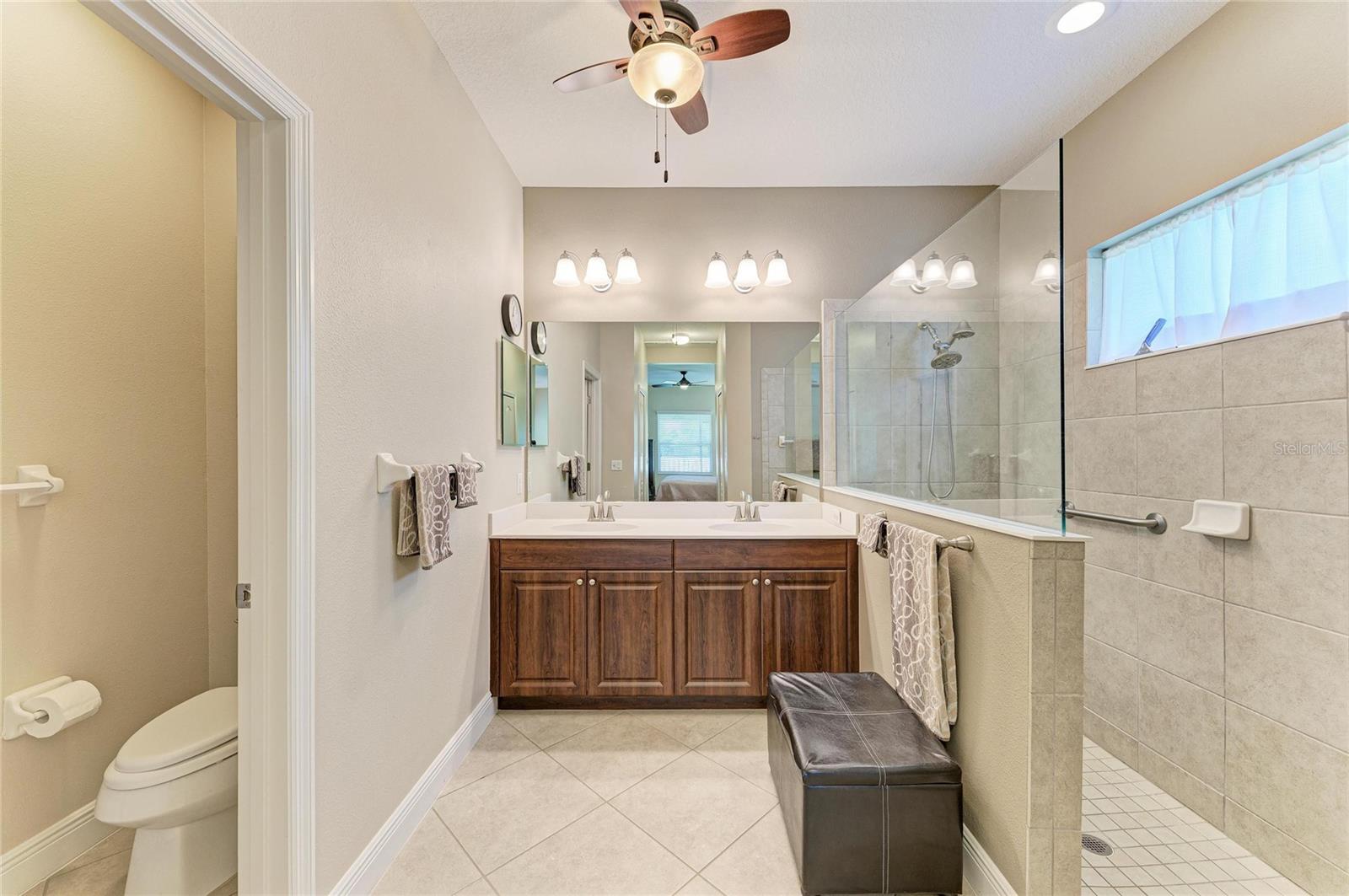 7750 RIDGELAKE CIR, BRADENTON, FL, 34203