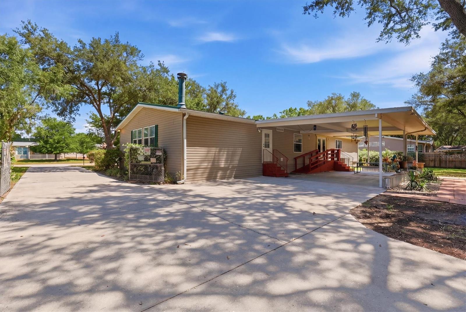 33906 CODDLE CT, WESLEY CHAPEL, FL, 33543