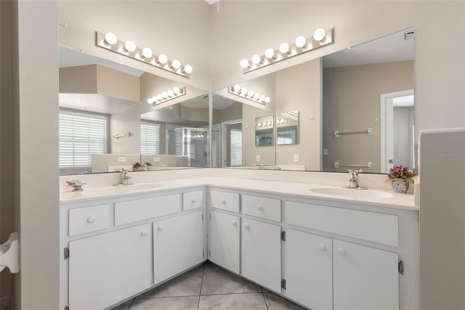 21 CRESCENT CT S, PALM COAST, FL, 32137