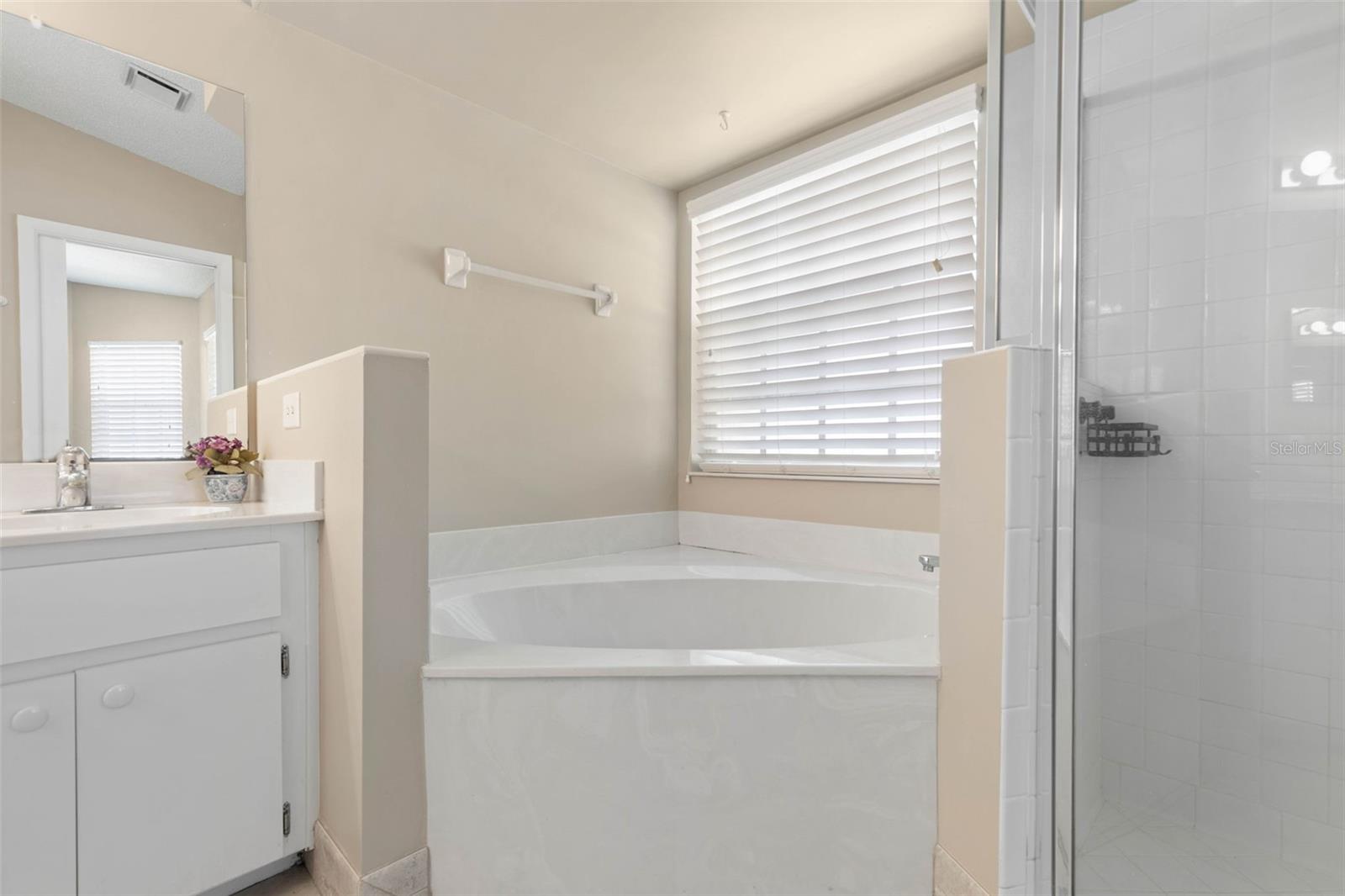 21 CRESCENT CT S, PALM COAST, FL, 32137