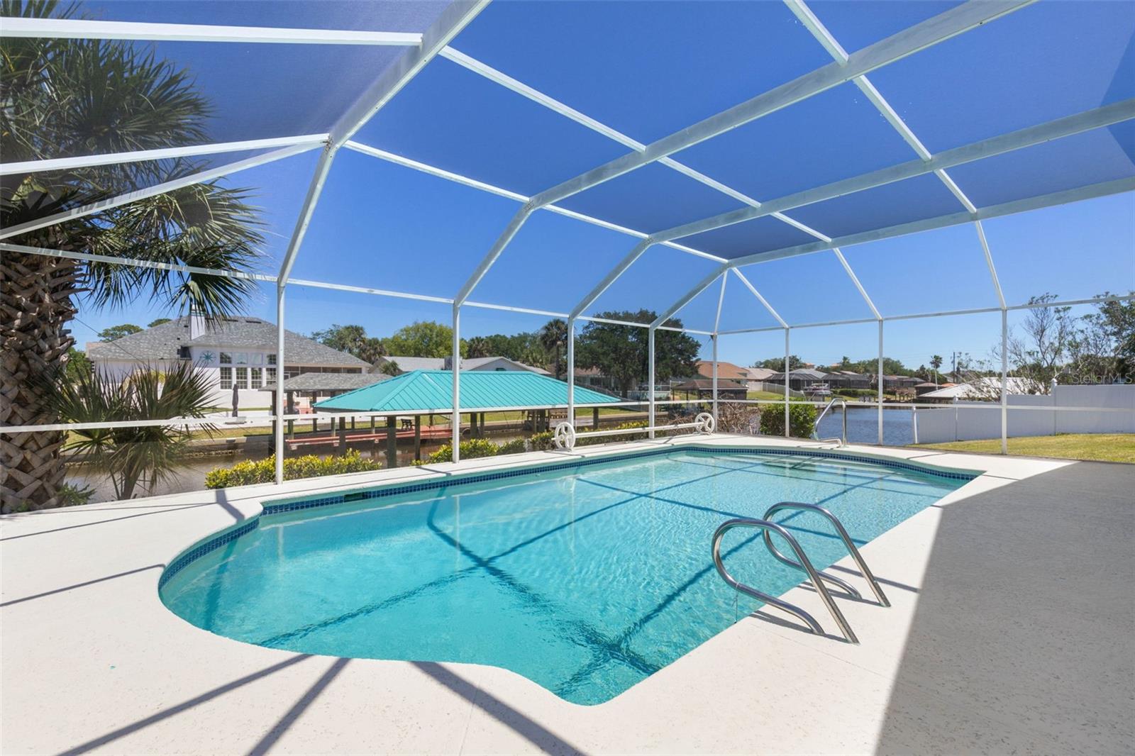 21 CRESCENT CT S, PALM COAST, FL, 32137