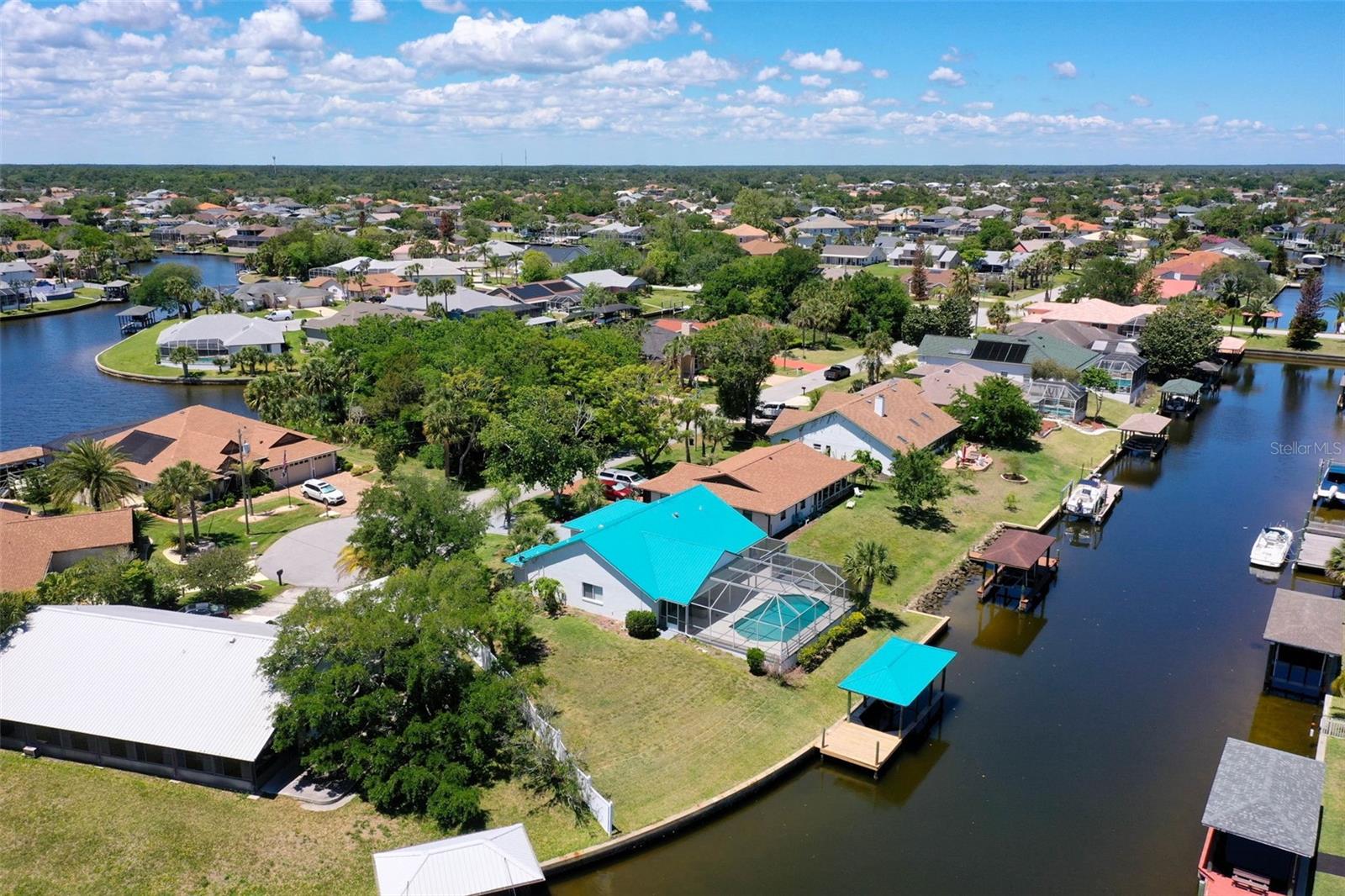 21 CRESCENT CT S, PALM COAST, FL, 32137