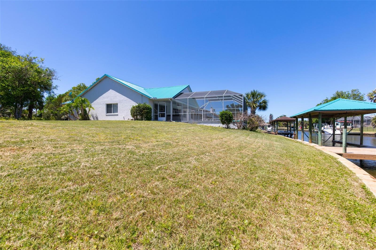 21 CRESCENT CT S, PALM COAST, FL, 32137