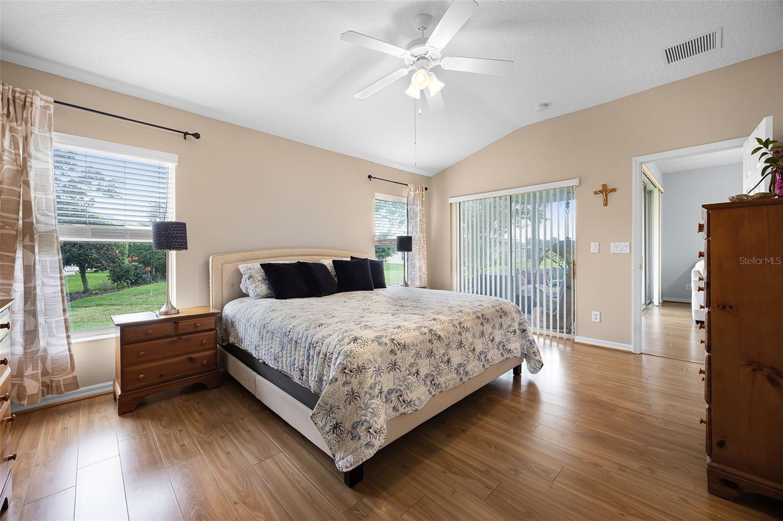 27111 NOSTALGIA DR, LEESBURG, FL, 34748