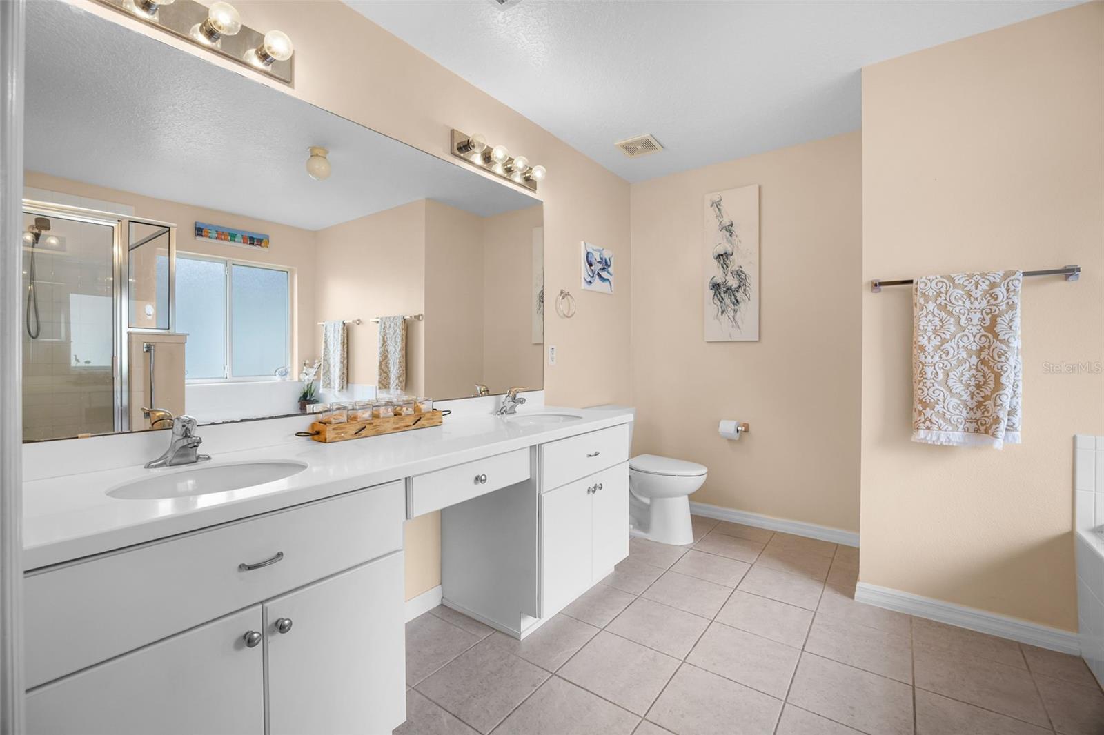 27111 NOSTALGIA DR, LEESBURG, FL, 34748