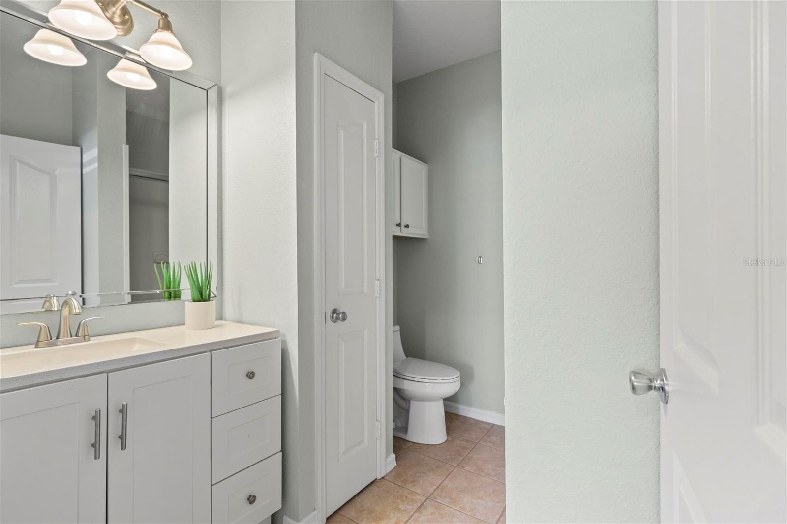 5000 CULBREATH KEY WAY #1-107, TAMPA, FL, 33611
