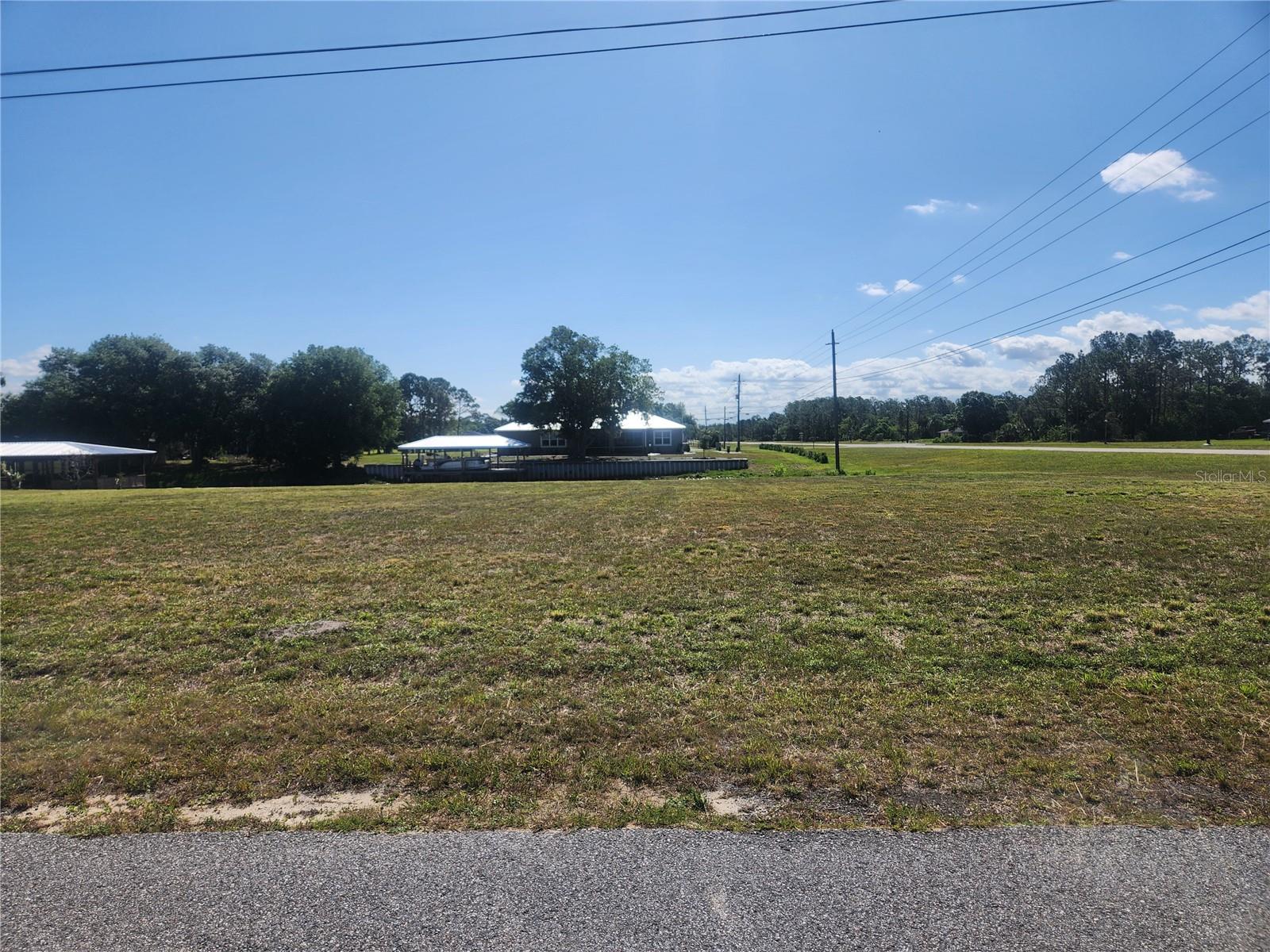 2 PALMETTO DR, INDIAN LAKE ESTATES, FL, 33855
