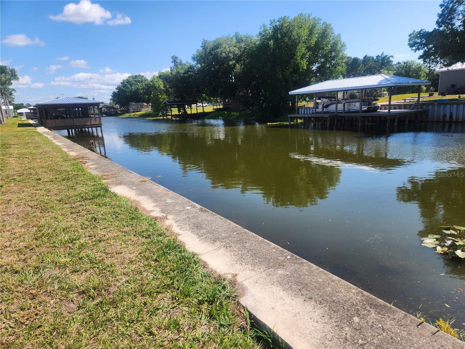 2 PALMETTO DR, INDIAN LAKE ESTATES, FL, 33855