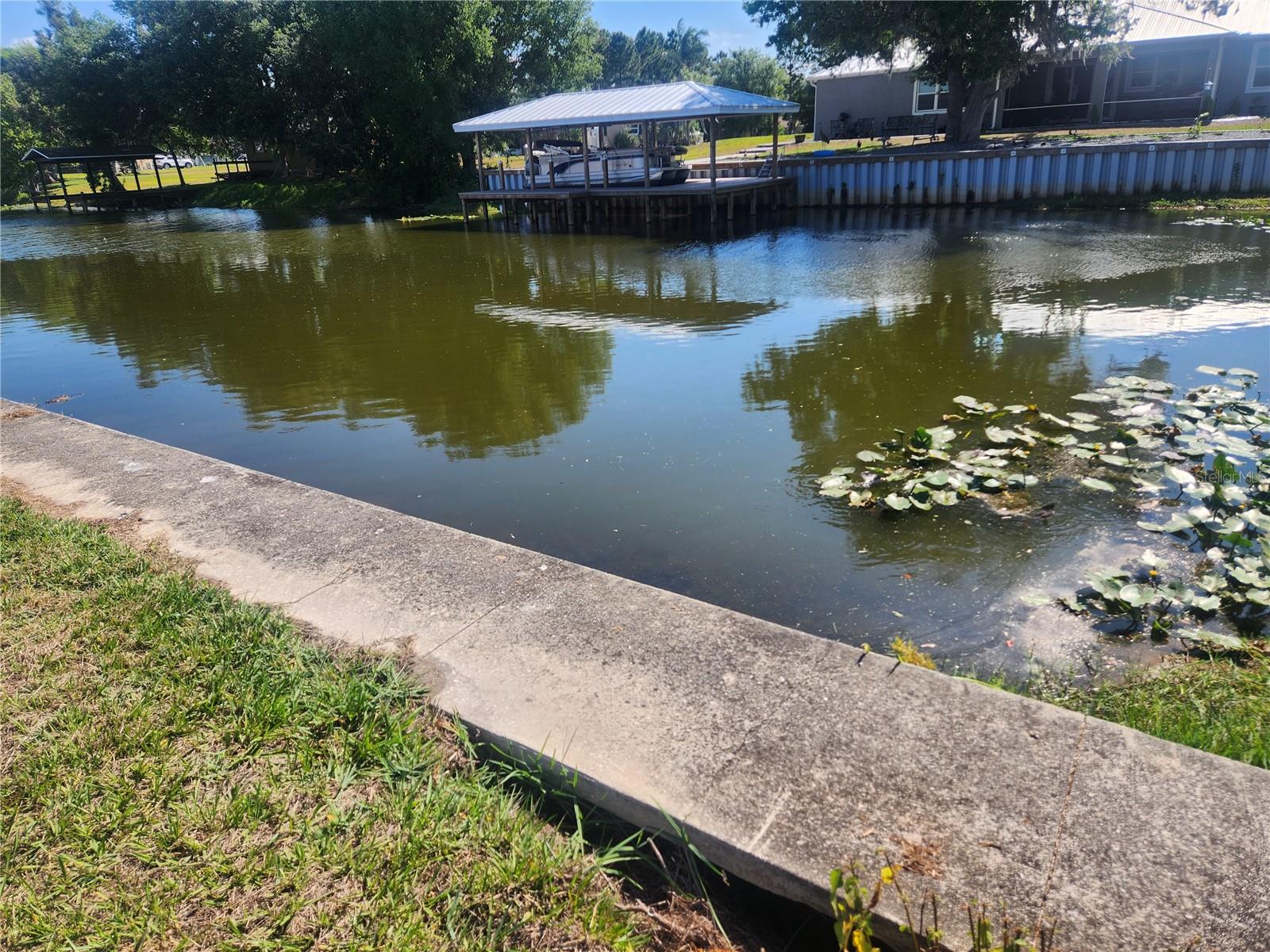 2 PALMETTO DR, INDIAN LAKE ESTATES, FL, 33855
