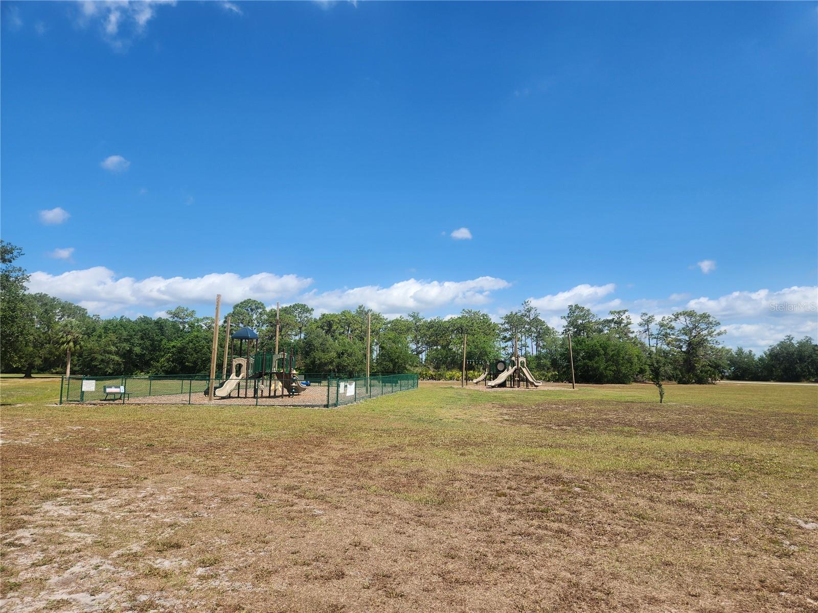 2 PALMETTO DR, INDIAN LAKE ESTATES, FL, 33855