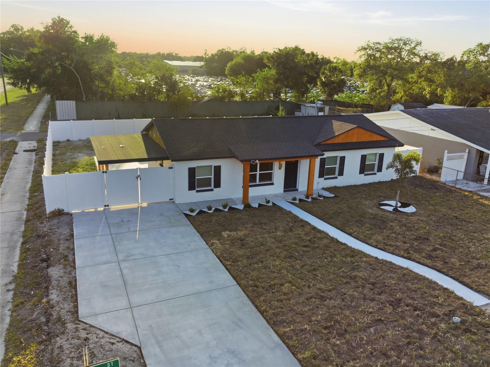 3202 N 44TH ST, TAMPA, FL, 33605