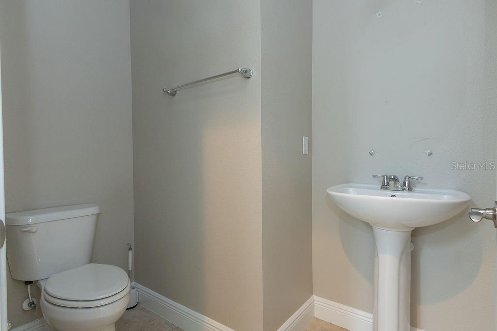 906 VICTORIA HILLS DR S, DELAND, FL, 32724