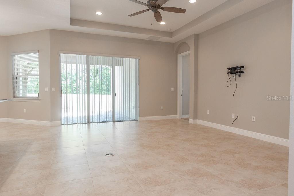 906 VICTORIA HILLS DR S, DELAND, FL, 32724
