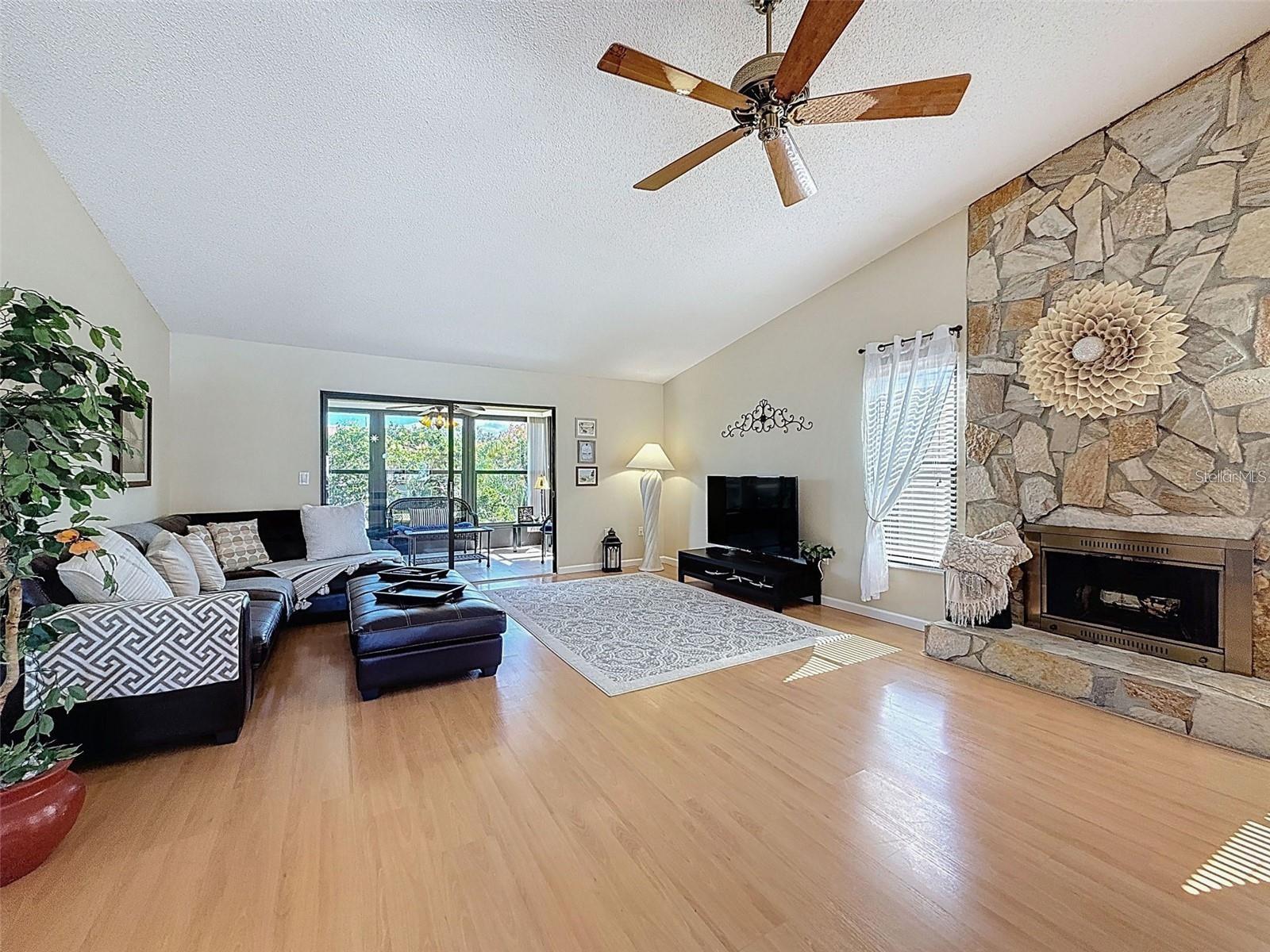 9981 EAGLES PT CIR #4, PORT RICHEY, FL, 34668