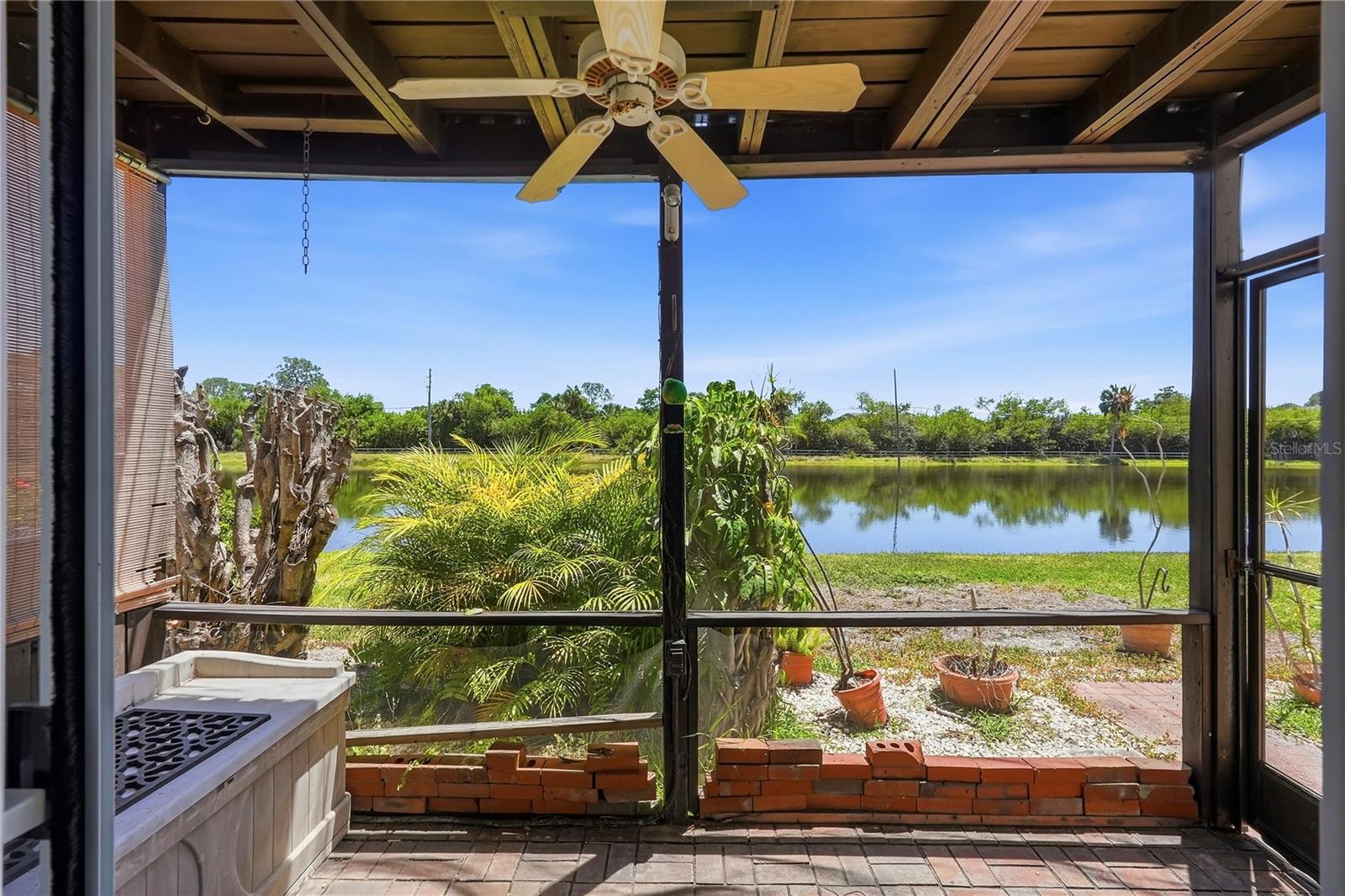 724 115 AVE N #2205, ST PETERSBURG, FL, 33716