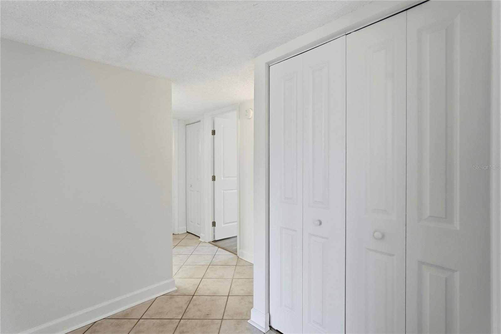 724 115 AVE N #2205, ST PETERSBURG, FL, 33716