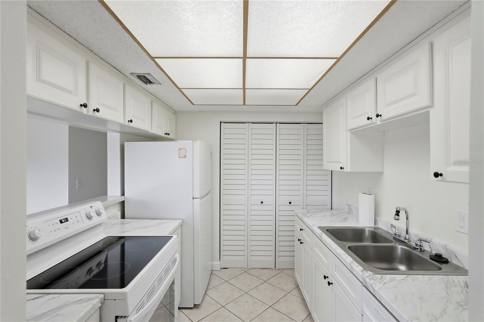 724 115 AVE N #2205, ST PETERSBURG, FL, 33716