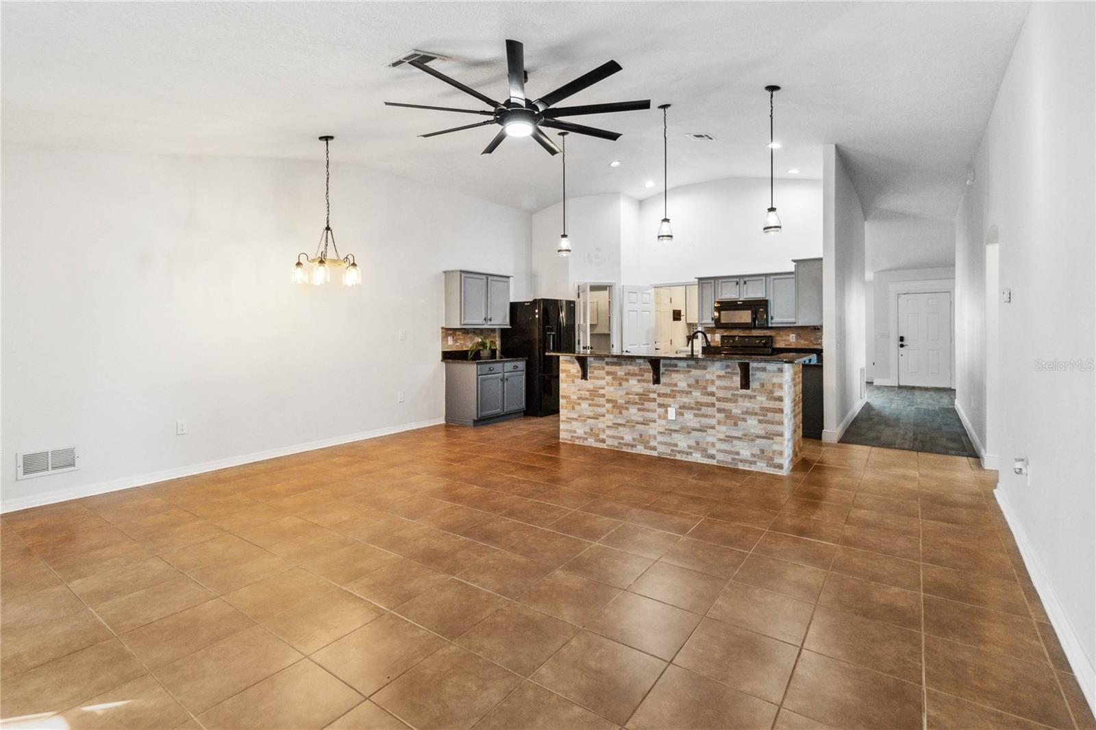 402 RIO GRANDE CT, KISSIMMEE, FL, 34759