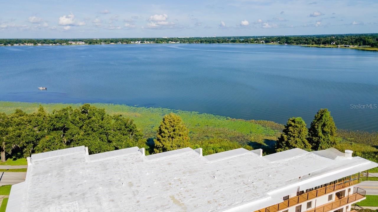 208 LAKE HOWARD DR NW #104, WINTER HAVEN, FL, 33880