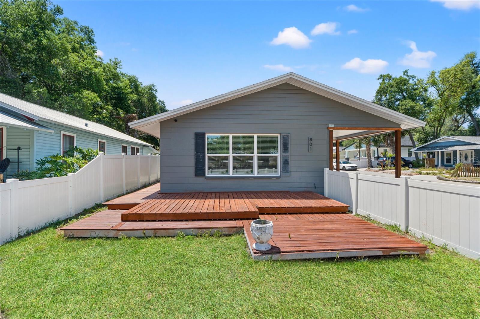 801 E HANLON ST, TAMPA, FL, 33604