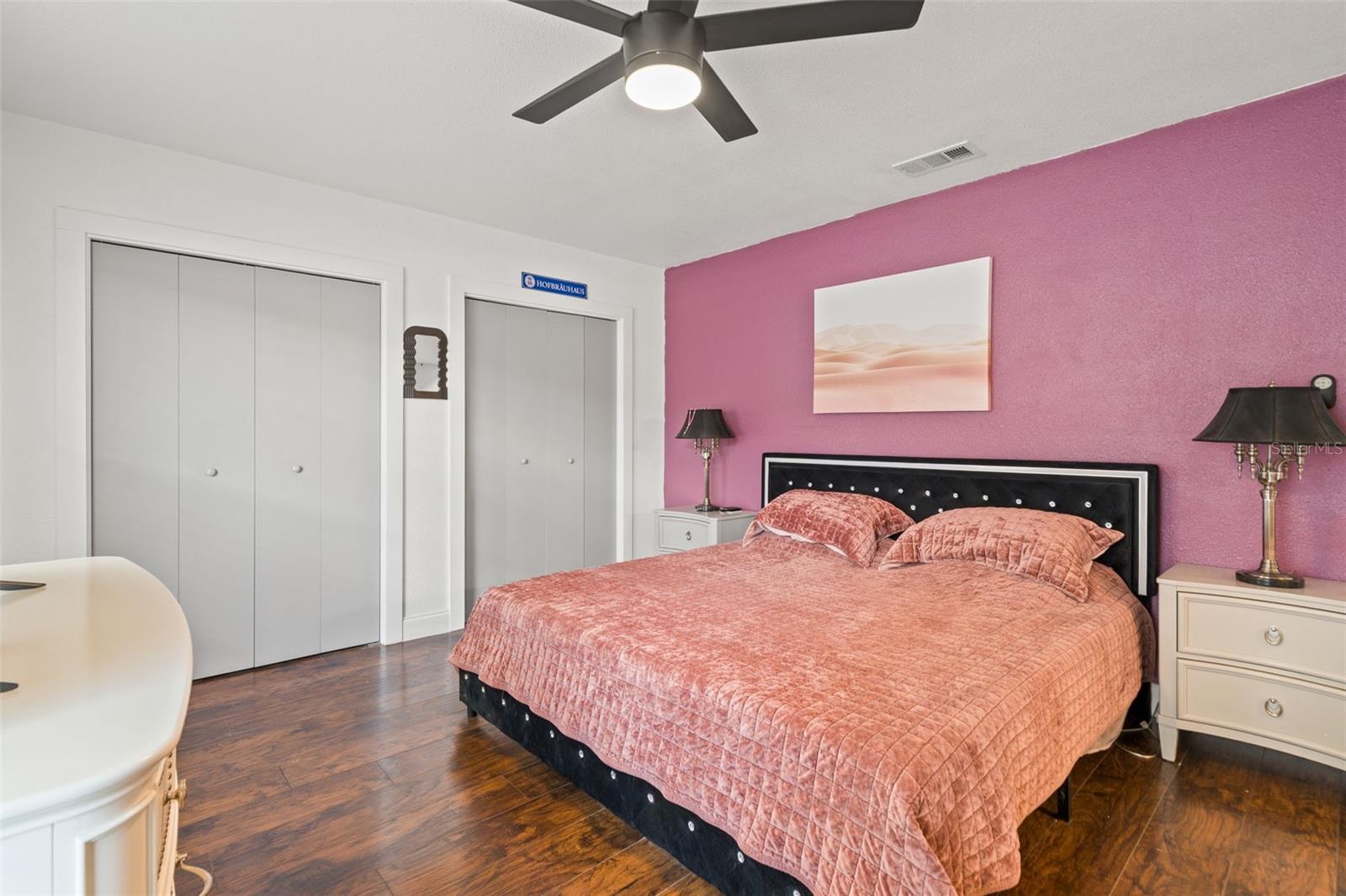 801 E HANLON ST, TAMPA, FL, 33604