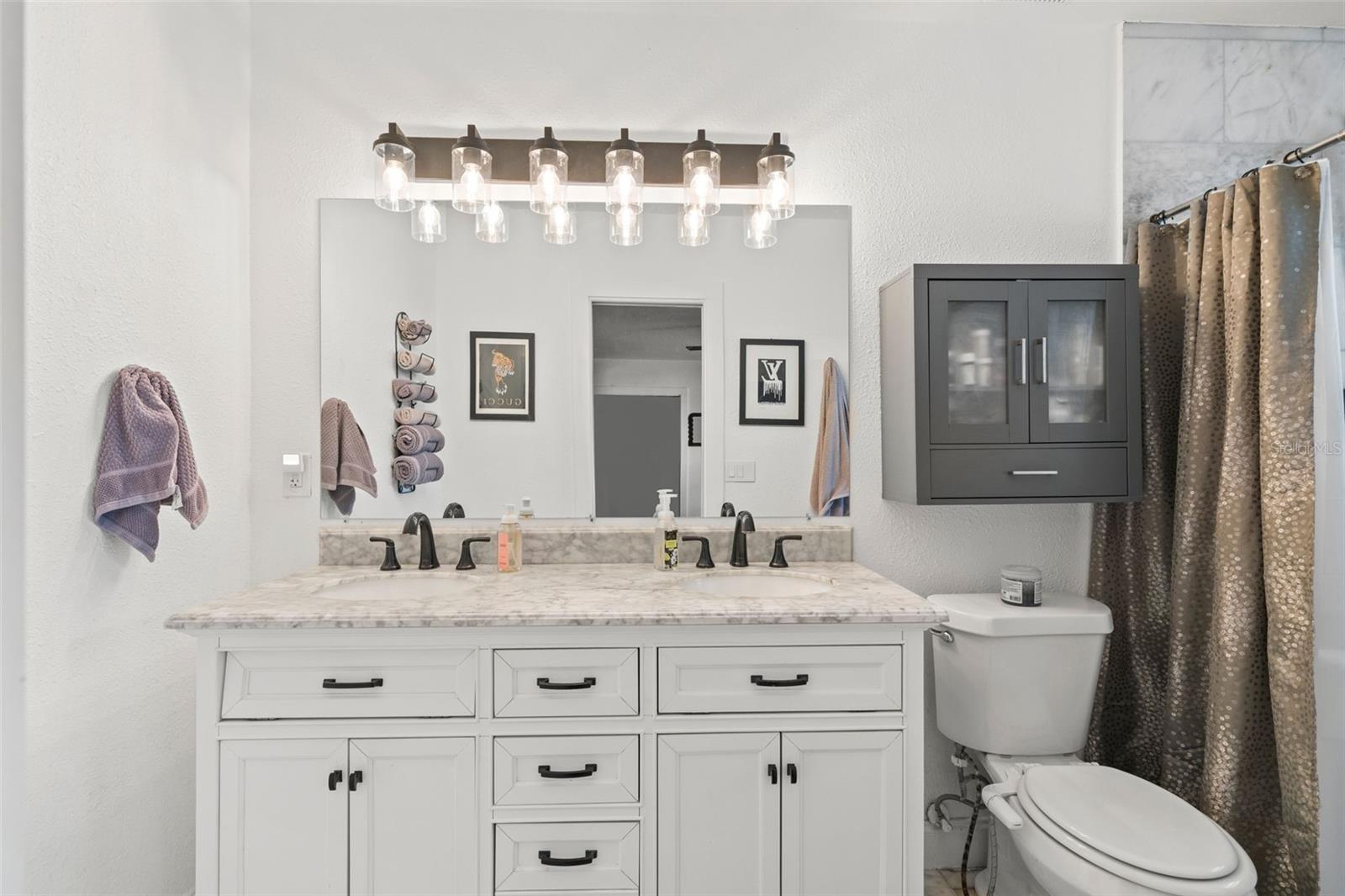 801 E HANLON ST, TAMPA, FL, 33604